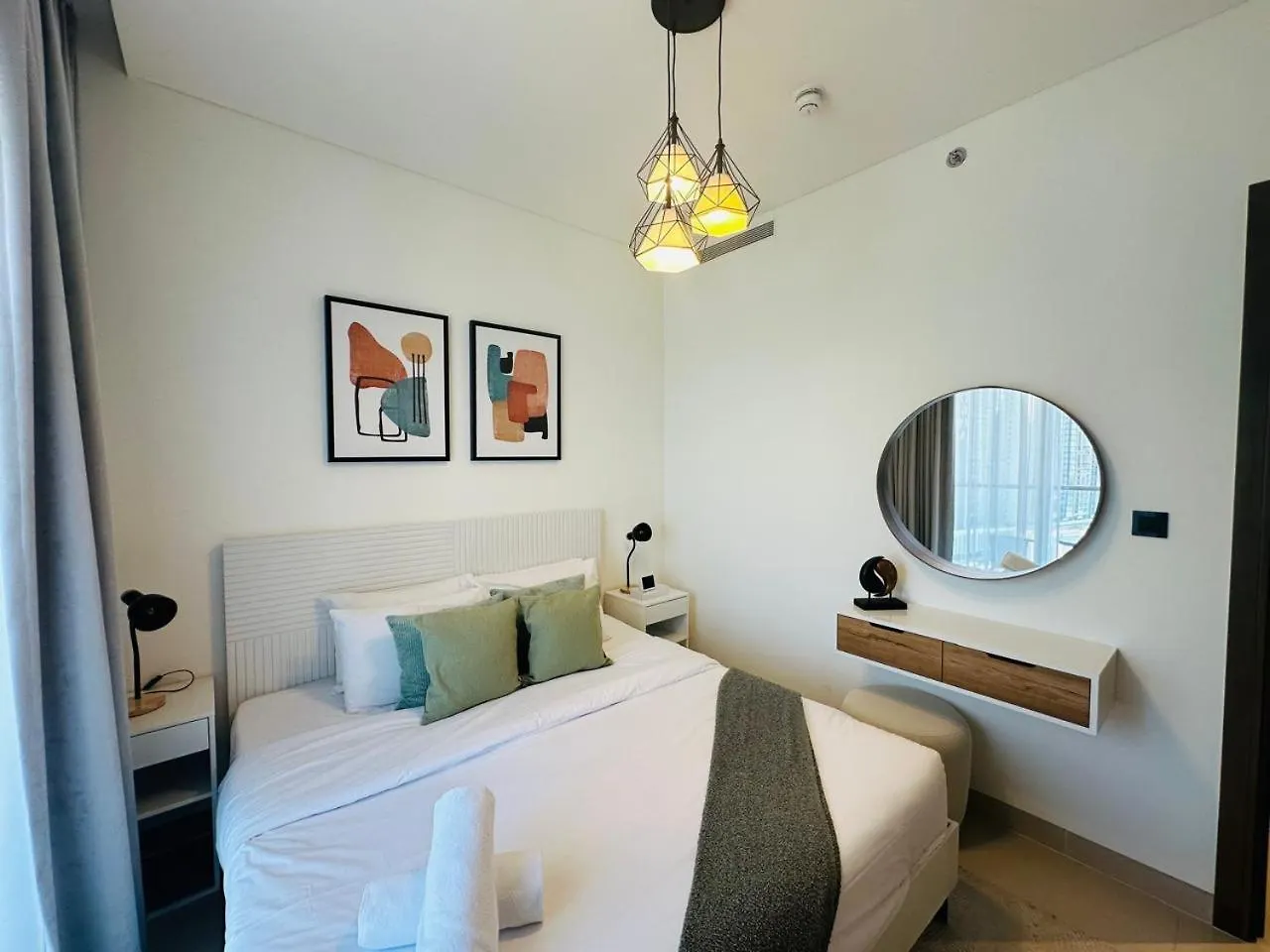 Creek Views 1 Bedroom Mins To Downtown In Sobha Creek Vistas Dubai United Arab Emirates